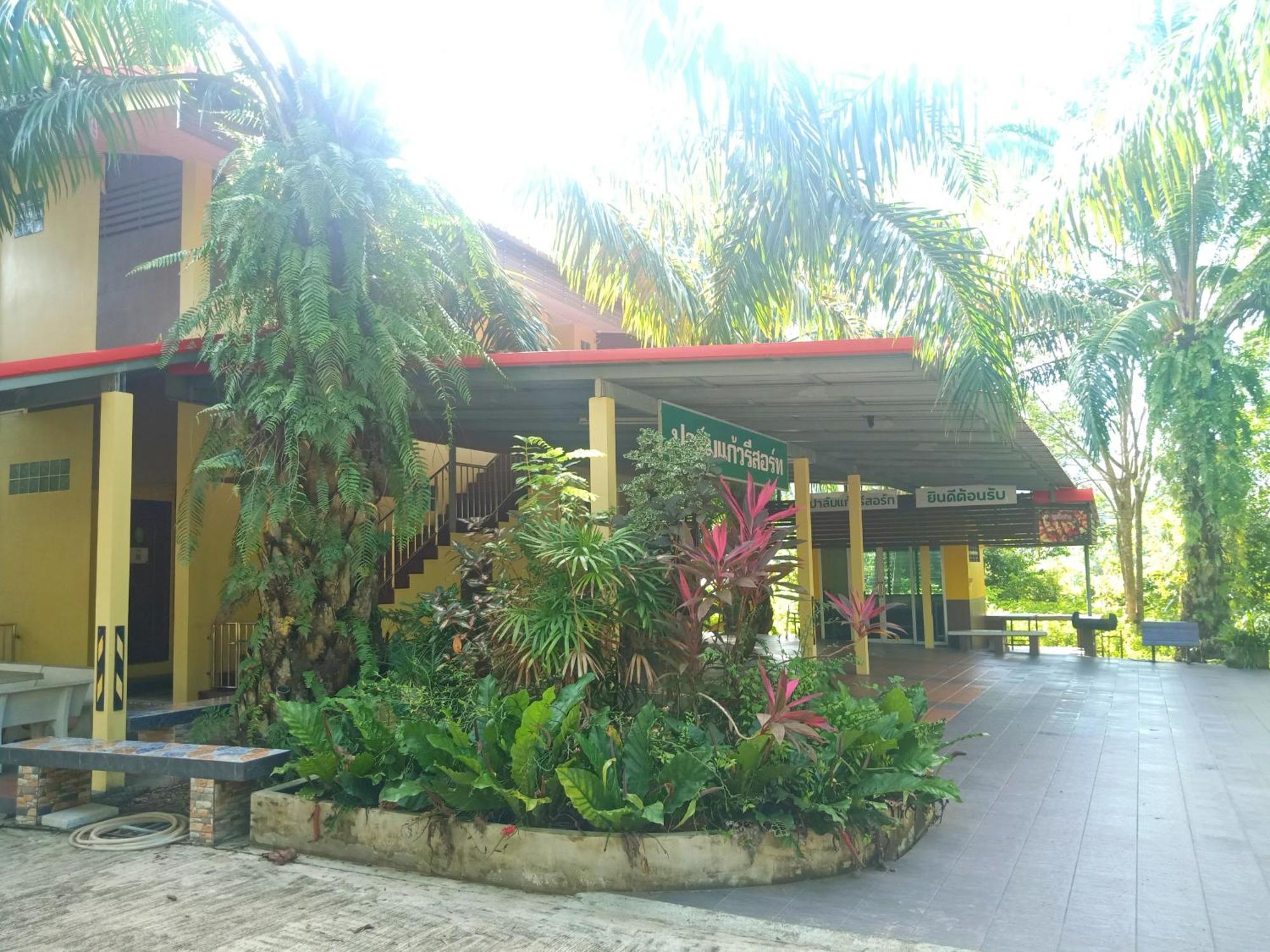 Palm Kaew Resort Krabi town Buitenkant foto